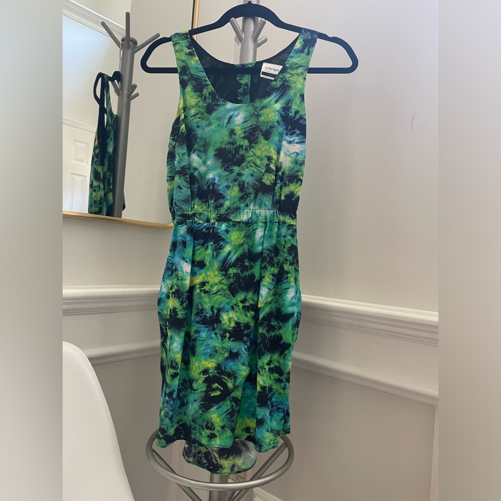 Doo.Ri silk dress size 4 has pockets!